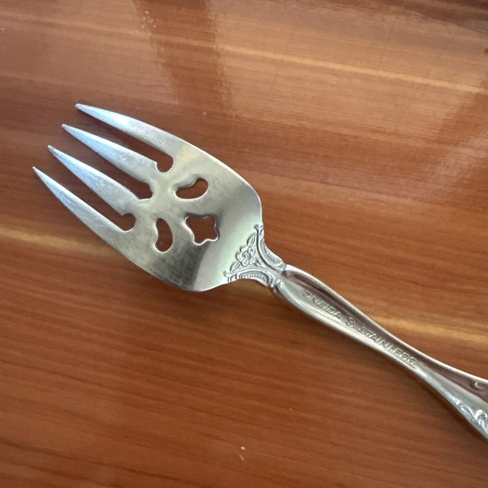 Oneida Michelangelo CUBE Stainless Steel Flatware Salad Forks Set Of 2